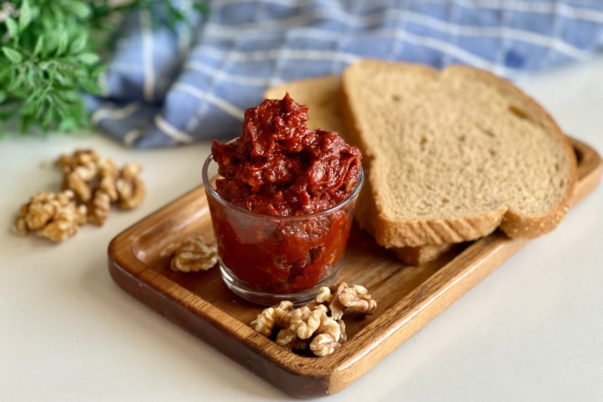 Zeytin Ana Türkische Frühstückssauce Scharf mit Knoblauch & Walnüsse 260g